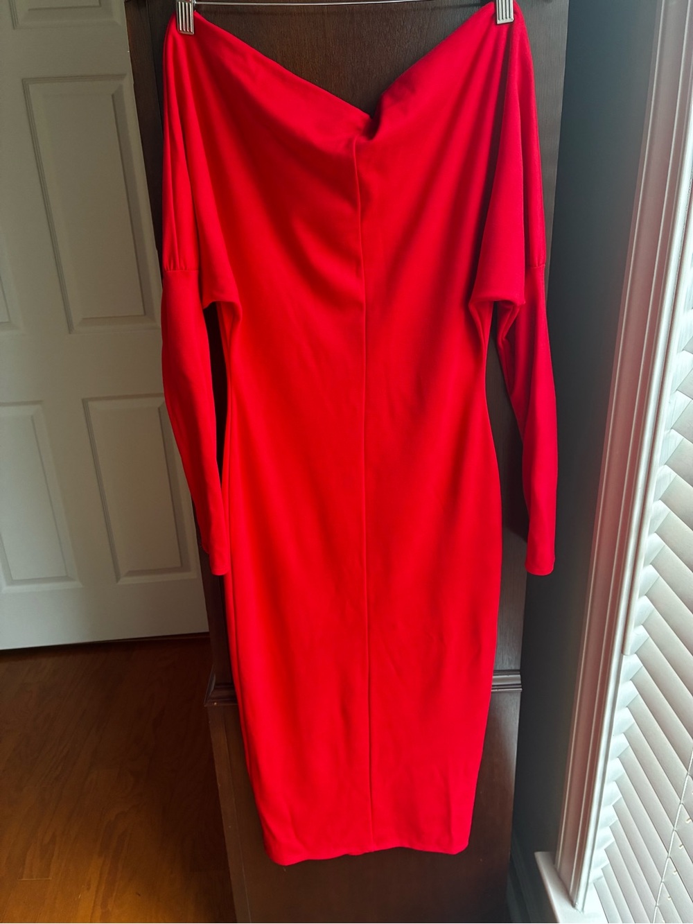 Fashion Nova Very Classy Off Shoulder Midi Dress Red NWT Size Small - Picture 5 of 8